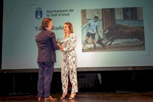 La Real Unión de Criadores de Toros de Lidia premia a La Vall d'Uixó por sus 'bous al carrer'