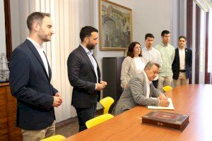 Sagunt trasllada a la Conselleria la necessitat de millorar el nou servici de transport interurbà