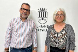 Educació i l’EOI coordinen l’ampliació de l’oferta d’idiomes amb classes matutines en el Centre Jove