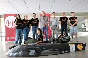 Estudiantes de la UMH presentan el Dátil, el coche con el que competirán en la Shell Eco-Marathon Europe and Africa 2025