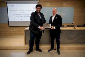 Sanidad recibe el premio 'Best in Class' al mejor plan de vacunación Covid-19 en 2024 y una mención de honor a la mejor gestión hospitalaria - (foto 3)