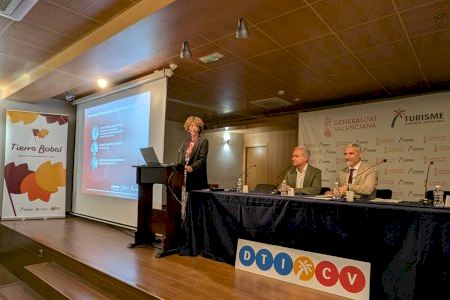 Utiel acoge la XIII Asamblea de la Red DTI CV y reclama apoyo para recuperar sus recursos turísticos tras la riada