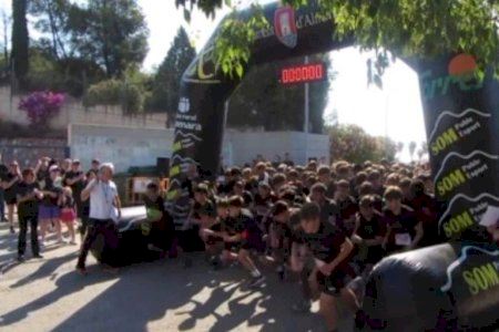 Mès de 600 estudiants participen en la carrerra L’IES Almenara
