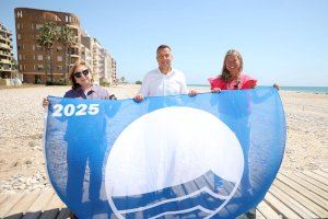 El litoral de Burriana, 'hat trick': por primera vez en su historia iza la bandera en sus tres playas urbanas