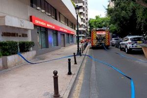 Susto en Valencia al arder la planta 14 de un edificio