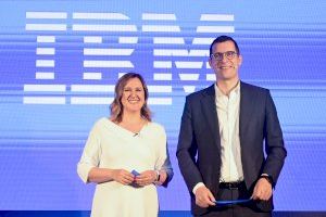 El gigante digital de IBM abre su nueva sede en Valencia y busca un centenar de empleados