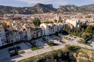 Alcoy actualiza su APP para consultar en tiempo real la disponibilidad de plazas en seis aparcamientos del centro