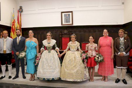 Sagunto proclama a Ana Martínez y Noa Barea como Falleras Mayores de la comarca para el ejercicio 2025-2026