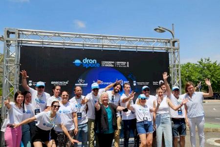 DronSpace pone el broche de oro con una feria y actividades con drones en Oropesa del Mar