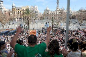 Cómo ver la mascletà del Corpus desde el balcón del Ayuntamiento de Valencia: participa en un sorteo de 20 entradas dobles
