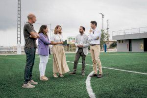 El gobierno municipal invierte más de 395.419€ en el cambio de césped de los campos A y C del Chencho