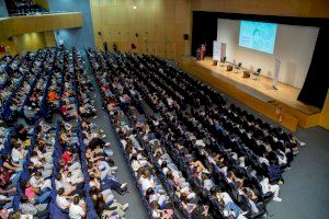 Un centenar de estudiantes de secundaria participan en los campus prácticos del programa Quiero Ser Ingeniera de la UA Un centenar de estudiantes de secundaria participan en los campus prácticos del programa Quiero Ser Ingeniera de la UA
