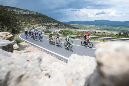 La Diputació de Castelló enaltix l'espectacle i l'emoció de la Volta Castelló 2025