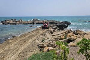 La Illeta de Oropesa del Mar vuelve a ser una península tras cinco años de lucha titánica