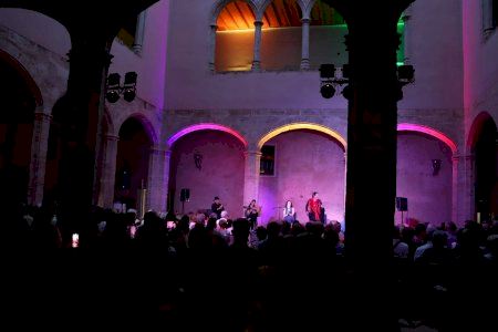 “Tablao Flamenco Origen” con la Chusa y Leo Molina cierran con éxito el ciclo ‘Noches de Flamenco al Castell de Alaquàs’