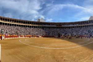 La televisió pública valenciana À Punt tornarà a oferir bous per "desig popular" i retransmetrà la Fira d'Alacant
