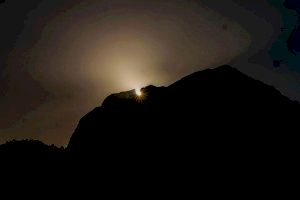 El solsticio de verano volverá a reunir a vecinos y visitantes en la Partida dels Marxassos en un espectáculo natural único