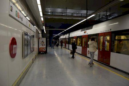 ¿Viajas en metro este verano en Valencia? Atento a los cierres entre Aragó y Marítim