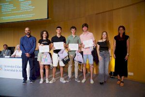 La Universitat d'Alacant premia l'excel·lència acadèmica preuniversitària en les Olimpíades del Saber 2025