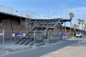 En agosto finalizan las obras de repavimentación y reparación del Dique de Levante de Torrevieja