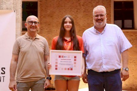 Alaquàs reconeix a la jove Carla Evangelista García, campiona d’Espanya de clubs temporada 24-25 amb el València Bàsket