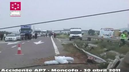 Accidente AP7 - Moncofa - 30-abril-2011