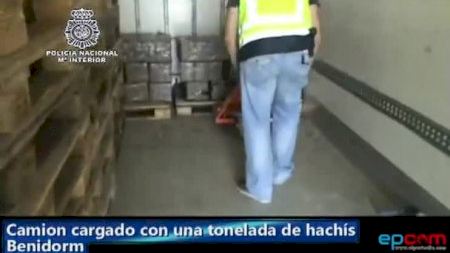 Intercepción policial camión con hachís