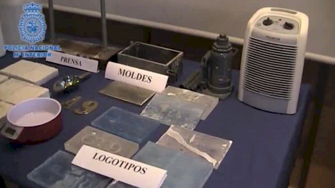 Sorprendido un hombre cuando procesaba cocaína en su domicilio