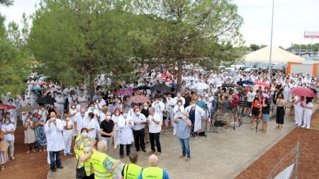 Los sanitarios de la Comunitat advierten que la ozonoterapia abre la puerta a chamanes