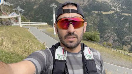 El humorista Javi Sancho envía un mensaje a los lectores de elperiodic.com