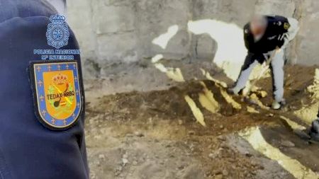 Encuentran una veintena de explosivos de la Guerra Civil en una antigua fundición de Alcoi