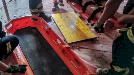 Asisten a un trabajador tras sufrir un golpe de calor en un centro comercial de Orihuela Costa