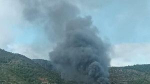 Paorós incendi en uns hivernacles de La Vilavella en plena muntanya Paorós incendi en uns hivernacles de La Vilavella en plena muntanya