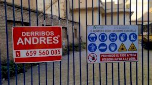 Derriban de forma ilegal unas naves de la Saïdia en Valencia para construir un macro hotel Derriban de forma ilegal unas naves de la Saïdia en Valencia para construir un macro hotel