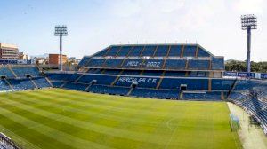 Emotiva demanada de mà en el Ric Pérez Emotiva demanada de mà en el Ric Pérez