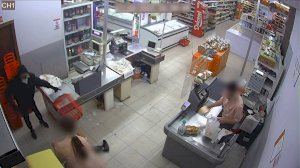 Detinguts els autors d'una onada de robatoris amb arma blanca en supermercats de Silla i Carcaixent