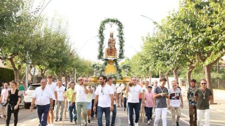 Vila-real ret homenatge a la patrona: la Mare de Déu de Gràcia ja és a la ciutat