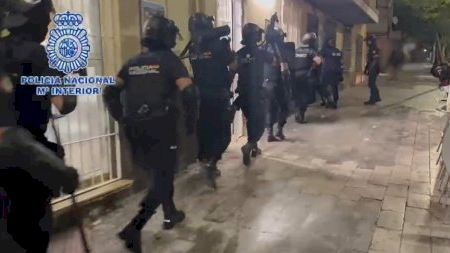 Cae en Alicante una peligrosa red especializada en okupaciones y robos con extrema violencia llegando a usar armas de fuego