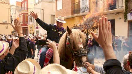 Masiva participación en la fiesta de Sant Vicent de Nules con la Quinta del 97 como protagonista
