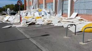 Destrozos en un instituto de la Vall d'Uixó por rachas de viento de 111 km/h Destrozos en un instituto de la Vall d'Uixó por rachas de viento de 111 km/h