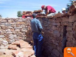 Vilafranca exhibirá un muro de piedra en seco construido expresamente para la Feria de Turismo de Valencia - (foto 4)