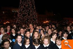 La Alcaldesa pone en marcha la iluminación navideña - (foto 3) La Alcaldesa pone en marcha la iluminación navideña - (foto 3)