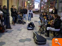 El CME Martí de Viciana acerca a la ciudadanía el arte de la cerámica y la música de guitarra a través de dos Punts d’Art - (foto 3) El CME Martí de Viciana acerca a la ciudadanía el arte de la cerámica y la música de guitarra a través de dos Punts d’Art - (foto 3)