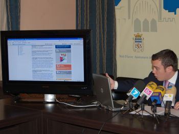 La web municipal ha recibido en un año un total de 32.117 visitas distintas y ha gestionado un total de 63.661 consultas