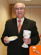 El ceramista Lino Traver ha regalado un cáliz al Ayuntamiento para la celebración de la Eucaristía en la ermita de la Magdalena - (foto 2)