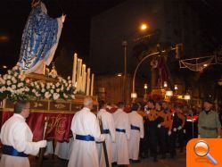 Centenares de sanvicenteros salieron en la medianoche al encuentro del Nazareno y la Dolorosa - (foto 2)