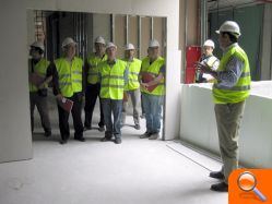 La Asociación de empresarios del metal de Elche visita las obras del nuevo Hospital