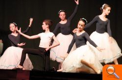 Más de 250 bailarines de l'Escola Municipal de Dansa ofrecen un festival de final de curso - (foto 3) Más de 250 bailarines de l'Escola Municipal de Dansa ofrecen un festival de final de curso - (foto 3)