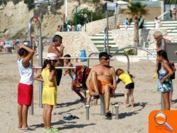 La Consellería de Turismo instala  en la playa del Arenal-Bol un área biosaludable