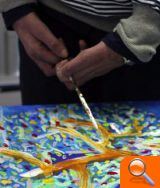 Un afectado de Esclerosis Lateral Amiotrófica vuelve a pintar con fines solidarios - (foto 3)
